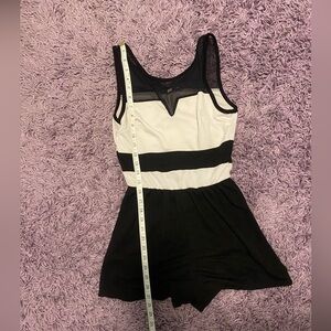 Charlotte Russe romper size medium. 95% polyester 5% spandex